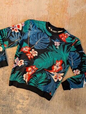J.Lindeberg Summer Capsule x Trendy Golf Floral Crewneck